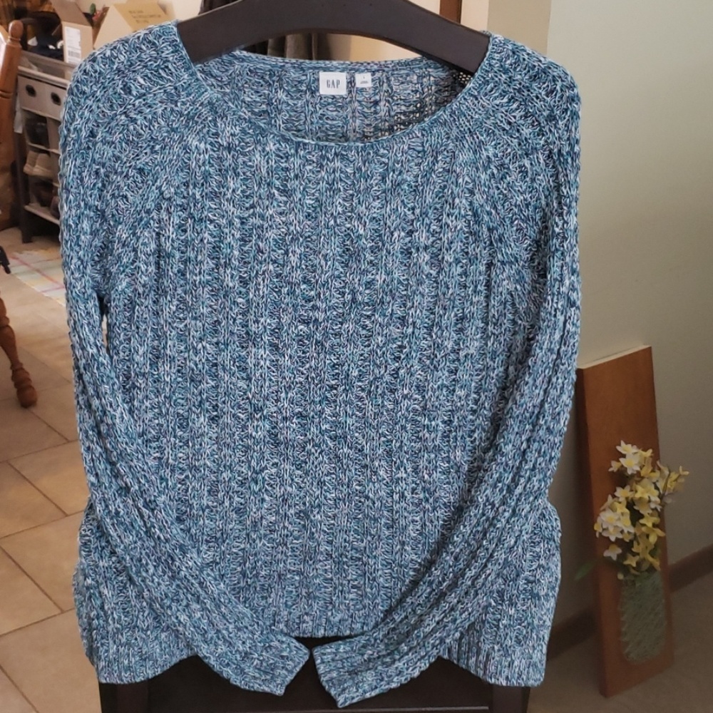 Gap Sweater